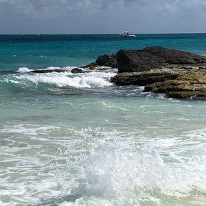 Meet your Posher, Hillary